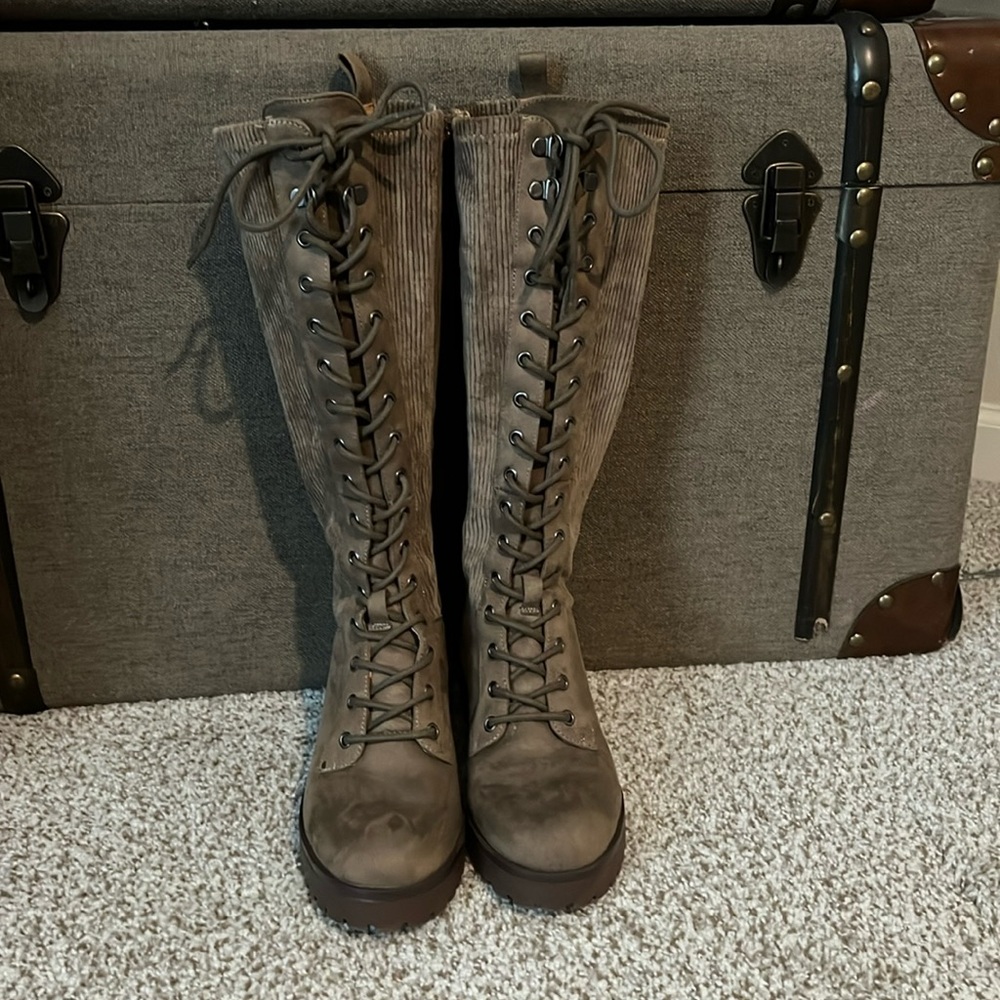 Crown vintage boots